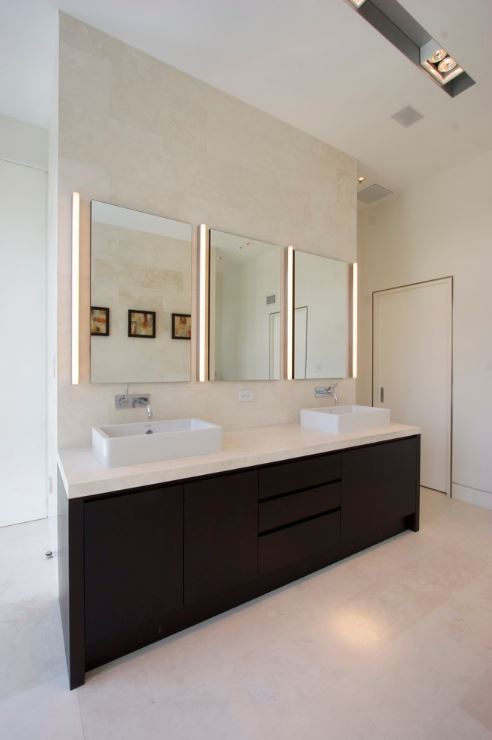 Pinetree Residence Master Bathroom